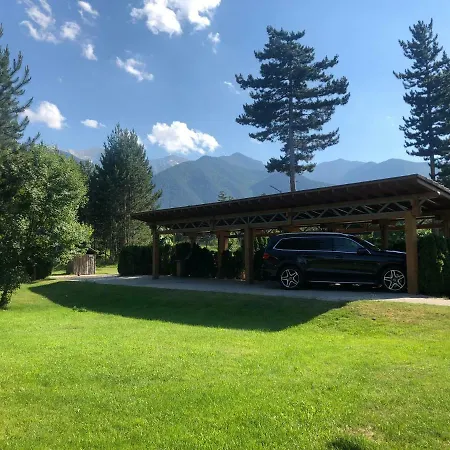 Pirin Golf And Luxury Луксозна вила