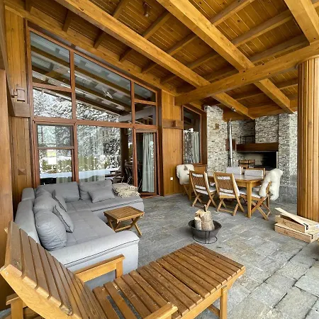 Pirin Golf And Luxury 别墅 *